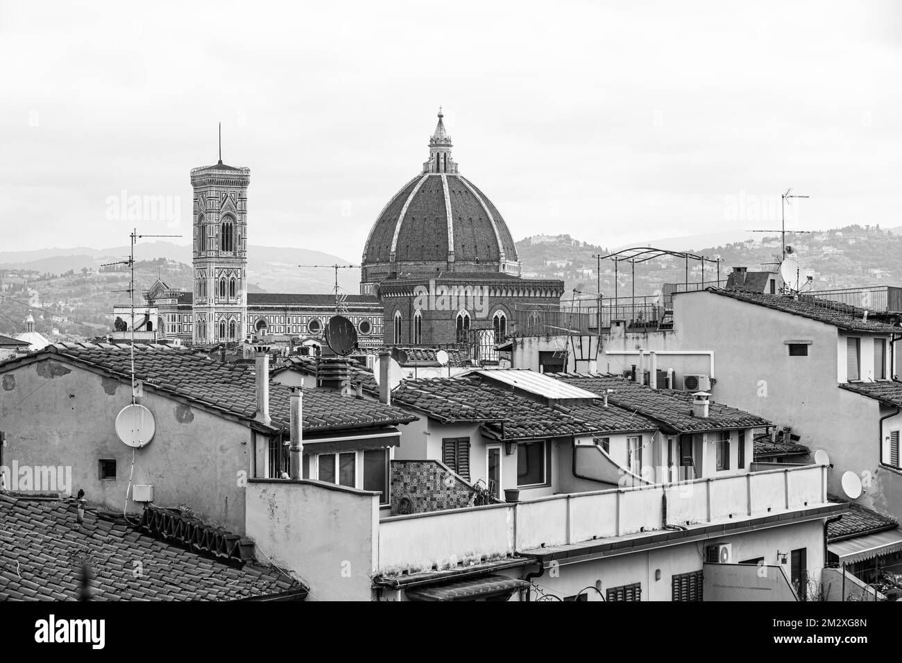 Über den Dächern von Florenz, auf der Rückseite der Kathedrale Santa Maria del Fiore, Schwarzweißfoto, Toskana Florenz, Italien Stockfoto