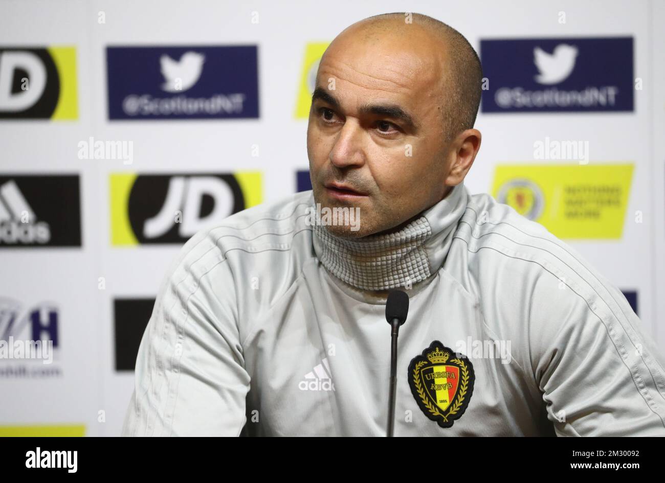 Der belgische Cheftrainer Roberto Martinez wurde auf einer Pressekonferenz der belgischen Nationalmannschaft The Red Devils im Stadion Hampden Park in Glasgow, Schottland, am Sonntag, den 08. September 2019, vorgestellt. Das Team bereitet sich auf die Euro 2020-Qualifikation vor, gegen Schottland nächsten Montag. BELGA PHOTO VIRGINIE LEFOUR Stockfoto