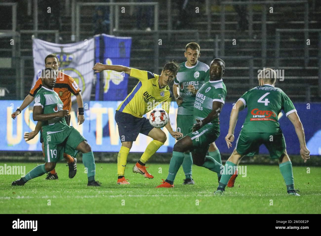 Verlaines Oumar Barry, Sigurd Haugen von der Union, Marcellin Bilali von Verlaine und Matt Debra von Verlaine in Aktion während eines Fußballspiels zwischen Royal Union Saint-Gilloise (1B) und RCS Verlaine (2am), Mittwoch, den 25. September 2019 in Brüssel, im 1./16.. Finale des belgischen Pokals „Croky Cup“. BELGA FOTO THIERRY ROGE Stockfoto