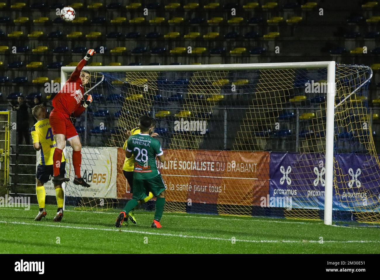 Verlaines Anthony Racz in Aktion während eines Fußballspiels zwischen Royal Union Saint-Gilloise (1B) und RCS Verlaine (2am), Mittwoch, den 25. September 2019, in Brüssel, im 1./16.. Finale des belgischen Pokals "Croky Cup". BELGA FOTO THIERRY ROGE Stockfoto