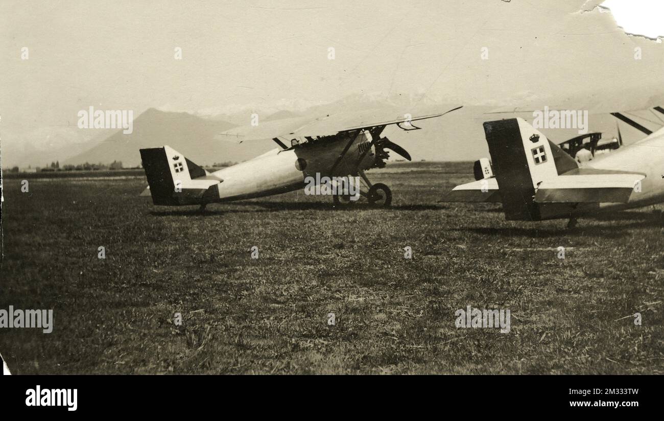 Aeroplani - Ansaldo AC.2 fu un aereo da caccia monomotore, monoposto e monoplano ad ala alta a parasole prodotto dall'azienda aeronautica italiana Gio. Ansaldo & C. negli anni Venti Stockfoto