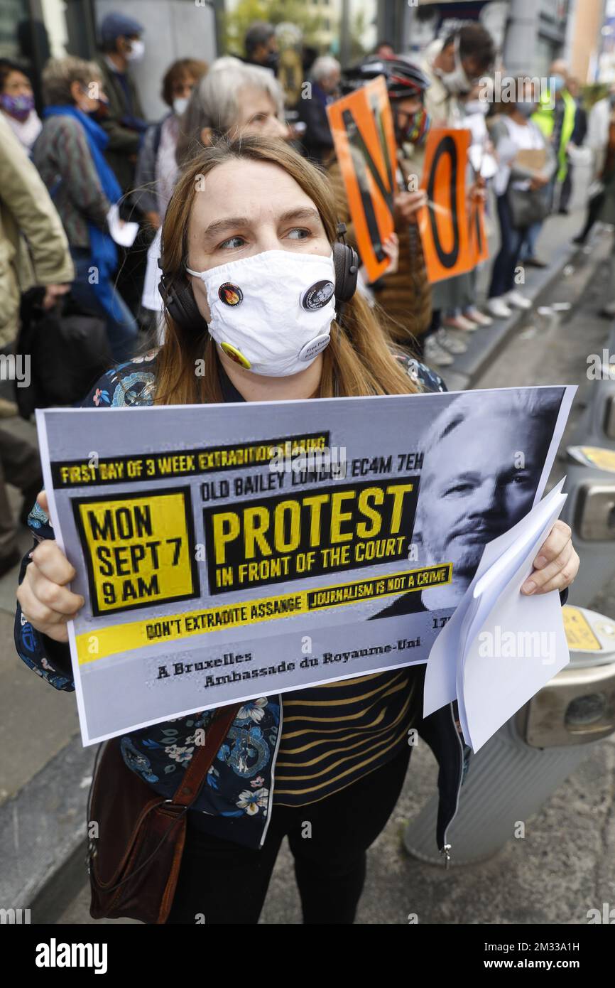 Abbildung zeigt eine Aktion des Ausschusses für freie Assenge Belgien vor der Botschaft des Vereinigten Königreichs in Brüssel zum Beginn des Auslieferungsverfahrens am Montag, den 07. September 2020. BELGA FOTO THIERRY ROGE Stockfoto