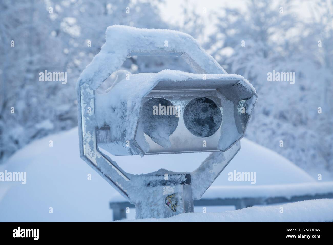 Fernglas am Mandelstein im Winter, Waldviertel, Osterreich Stockfoto