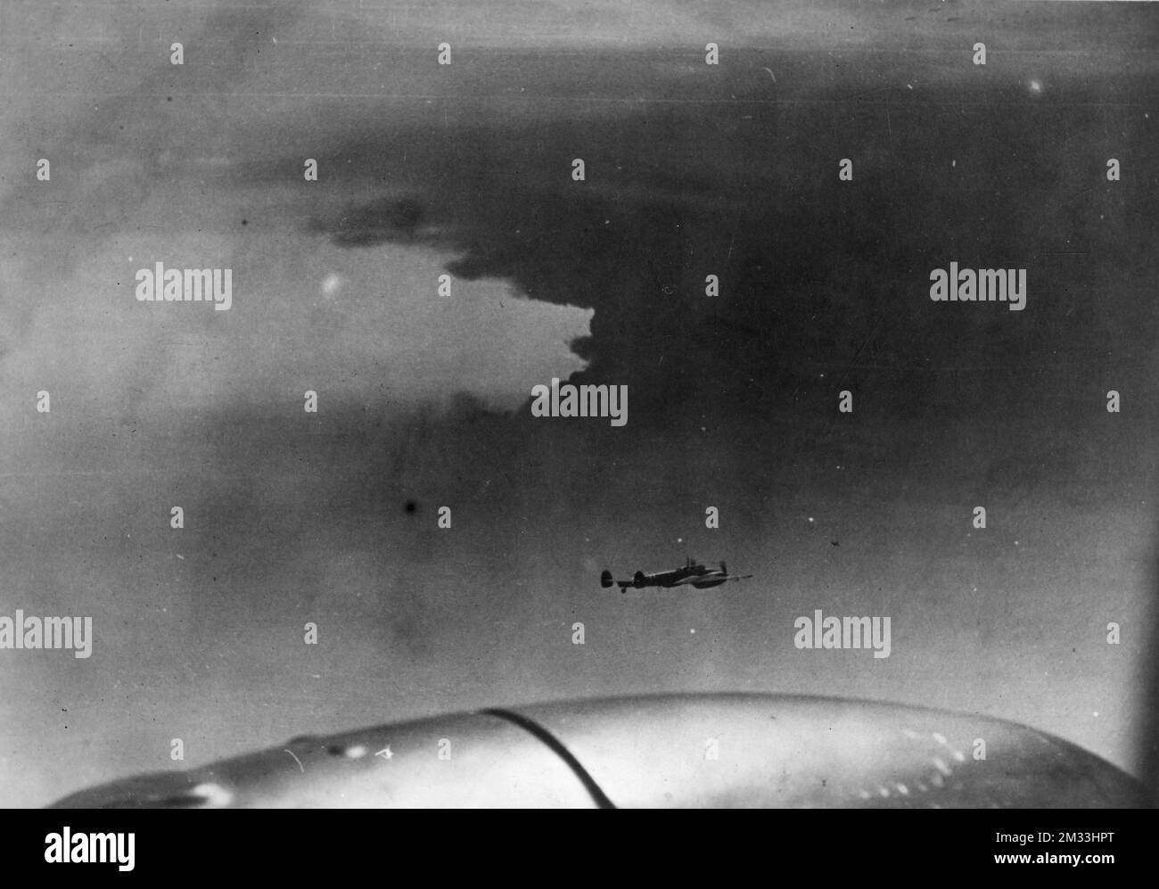 Aeroplani - Messerschmitt Bf 110, indicato successivamente anche come Messerschmitt ME 110, fu il primo Zerstörer (distruttore), caccia bimotore multiruolo ad ala bassa prodotto dall'azienda tedesca Messerschmitt AG (2) Stockfoto