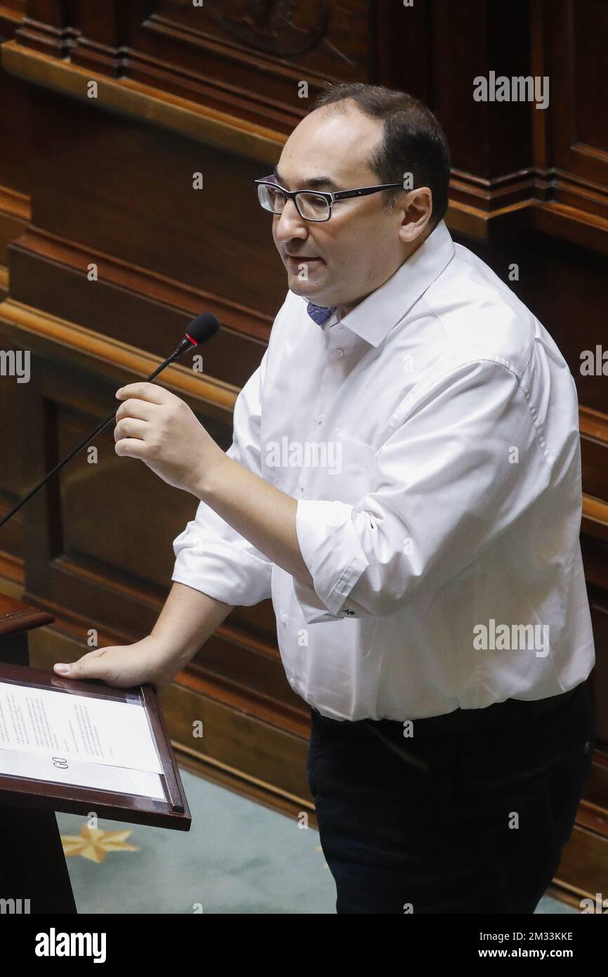 PS' Ahmed Laaouej, Bild auf einer Plenarsitzung der Kammer im Bundesparlament in Brüssel am Donnerstag, den 08. Oktober 2020. BELGA FOTO THIERRY ROGE Stockfoto