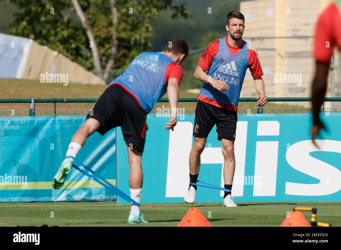 Belgiens Brandon Mechele wurde während eines Trainings der belgischen Fußballnationalmannschaft Red Devils in Tubize am Mittwoch, den 09. Juni 2021 gezeigt. Das Team bereitet sich auf die bevorstehende Europameisterschaft 2020 vor. BELGA FOTO BRUNO FAHY Stockfoto