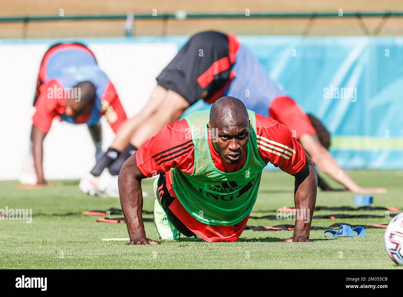 Der belgische Romelu Lukaku wurde während eines Trainings der belgischen Fußballnationalmannschaft Red Devils in Tubize am Mittwoch, den 09. Juni 2021, gezeigt. Das Team bereitet sich auf die bevorstehende Europameisterschaft 2020 vor. BELGA FOTO BRUNO FAHY Stockfoto