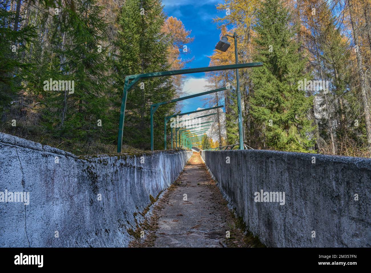 Pista olimpica eugenio monti Fotos und Bildmaterial in hoher