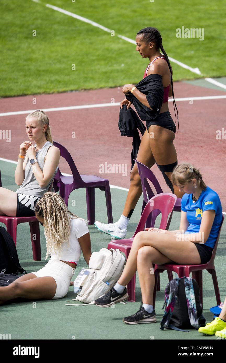 Der belgische Sportler Nafissatou „Nafi“ Thiam wurde während des Hochsprung-Ereignisses bei den belgischen Leichtathletikmeisterschaften am Sonntag, den 27. Juni 2021 in Brüssel in Aktion dargestellt. BELGA FOTO JASPER JACOBS Stockfoto