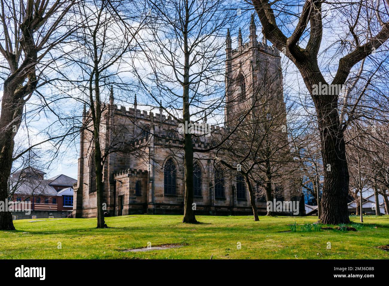 Die St. George's Church, Portobello, ist eine ehemalige Kirche der Gemeinde Church of England in der Stadt Sheffield, England. Es ist jetzt Teil der Universität von She Stockfoto