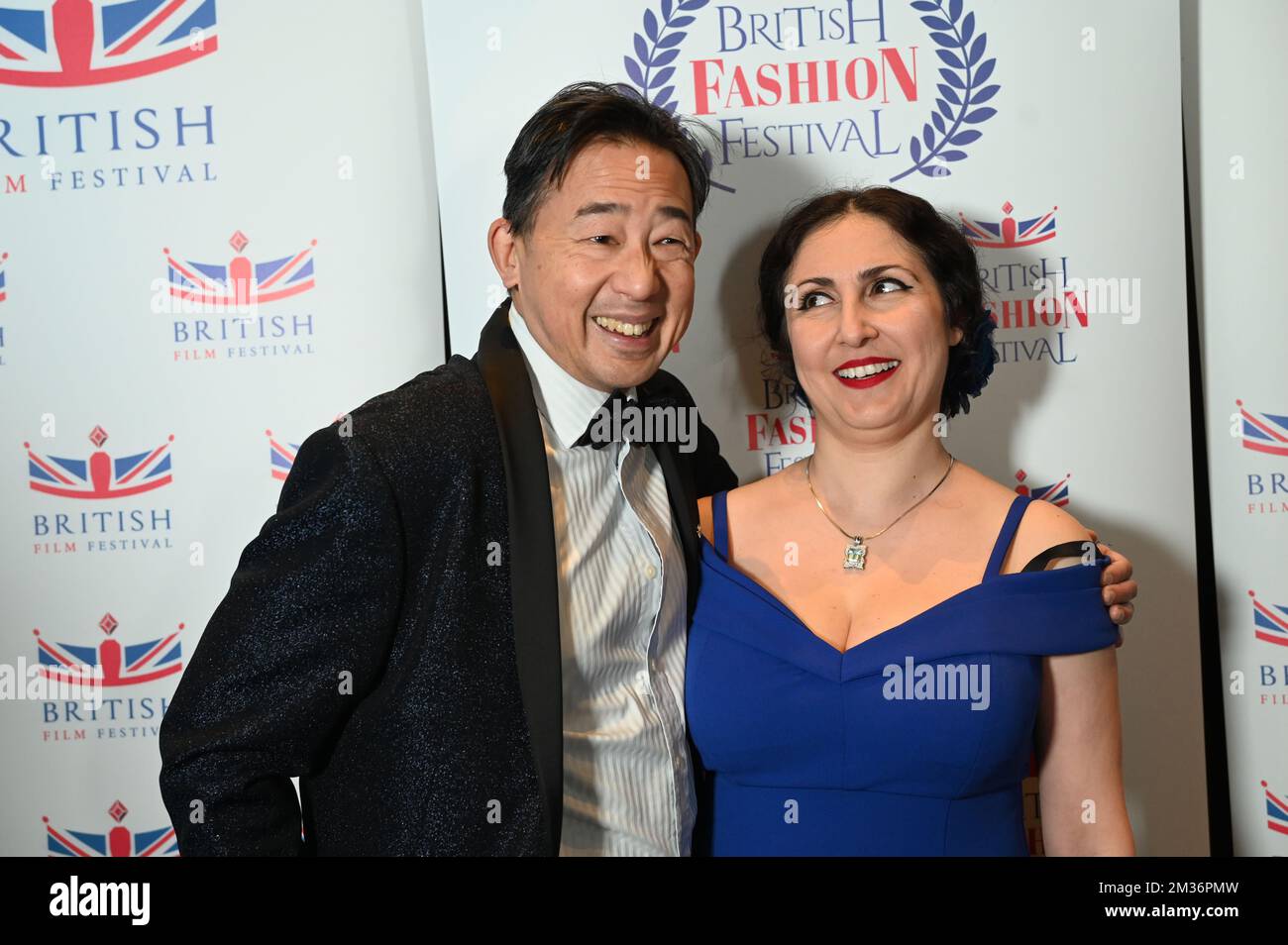 London, Großbritannien. 14.. Dezember 2022 Schauspieler Ben Chai und BFF oder die Gewinnerin Roseita Royce kommen zum British Film Festival & British Fashion Festival Awards Show und Preisverleihung 2022 im Cineworld Cinema, Leicester Square. Kredit: Siehe Li/Picture Capital/Alamy Live News Stockfoto