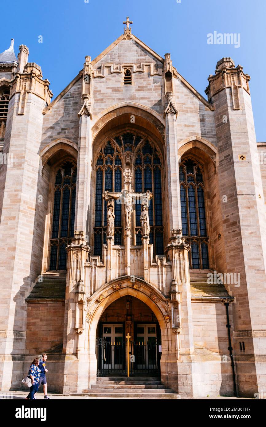 Leeds Cathedral, früher die Kathedrale St. Anne, allgemein bekannt als Saint Anne's Cathedral, ist die Kathedrale der römisch-katholischen Diözese von Stockfoto