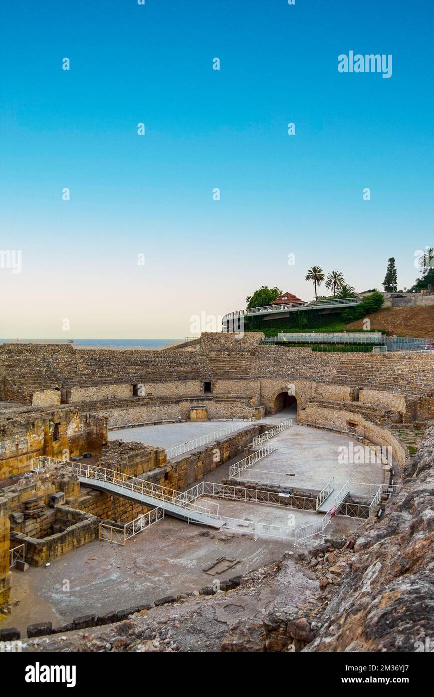 Amphitheater von Tarragona römischen Ruinen bei Sonnenuntergang in Katalonien Spanien Stockfoto