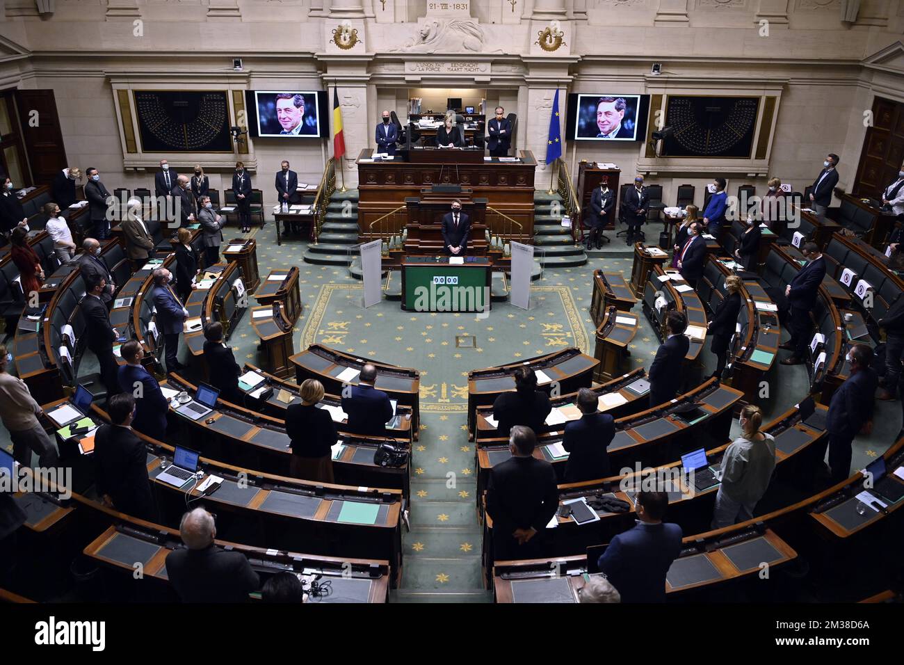 Abbildung zeigt eine Plenarsitzung der Kammer im Bundesparlament in Brüssel am Donnerstag, den 17. Februar 2022. BELGA FOTO ERIC LALMAND Stockfoto