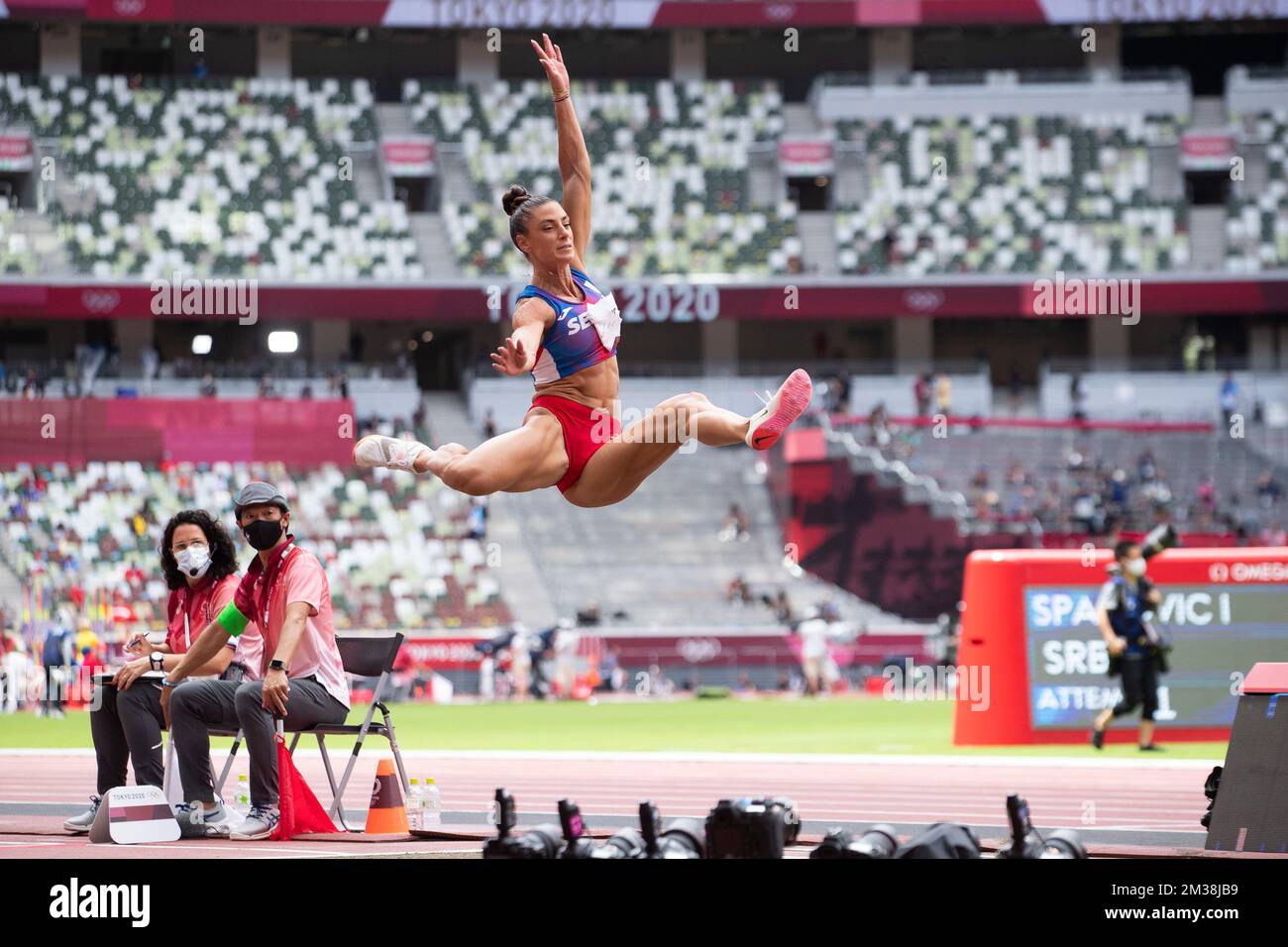 03. August 2021: Ivana Spanovic von Serbien tritt beim Athletics-Finale im Olympiastadion in Tokio, Japan, im WomenÕs Long Jump-Finale an. Daniel Lea/CSM} Stockfoto