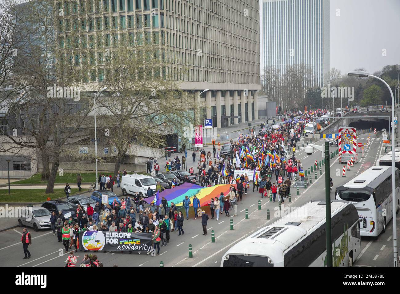 Abbildung zeigt eine Demonstration des Friedens unter dem Moniker