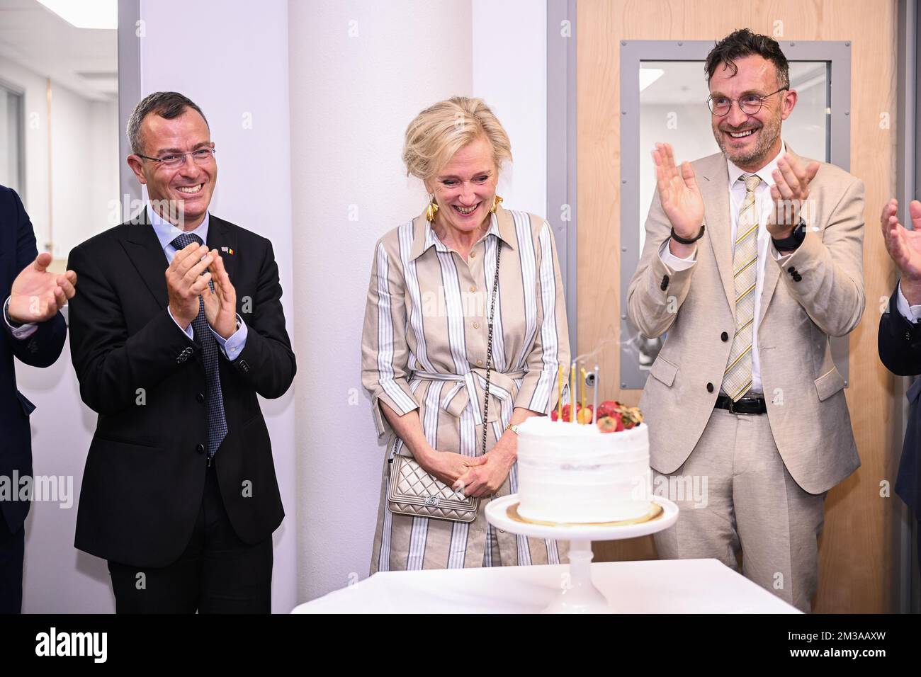 Solvay Präsident Material Segment Carmelo Lo Faro, Prinzessin Aestr von Belgien und der Region Brüssel Staatssekretär Pascal Smet, fotografiert während eines Besuchs im neuen Anwendungsentwicklungslabor von Solvay in Alpharetta, USA, während einer belgischen Wirtschaftsmission in den Vereinigten Staaten von Amerika, Sonntag, 05. Juni 2022 in Atlanta. Eine Delegation mit der Prinzessin und verschiedenen Ministern wird Atlanta, New York und Boston vom 4.. Bis 12.. Juni besuchen. BELGA FOTO LAURIE DIEFFEMBACQ Stockfoto