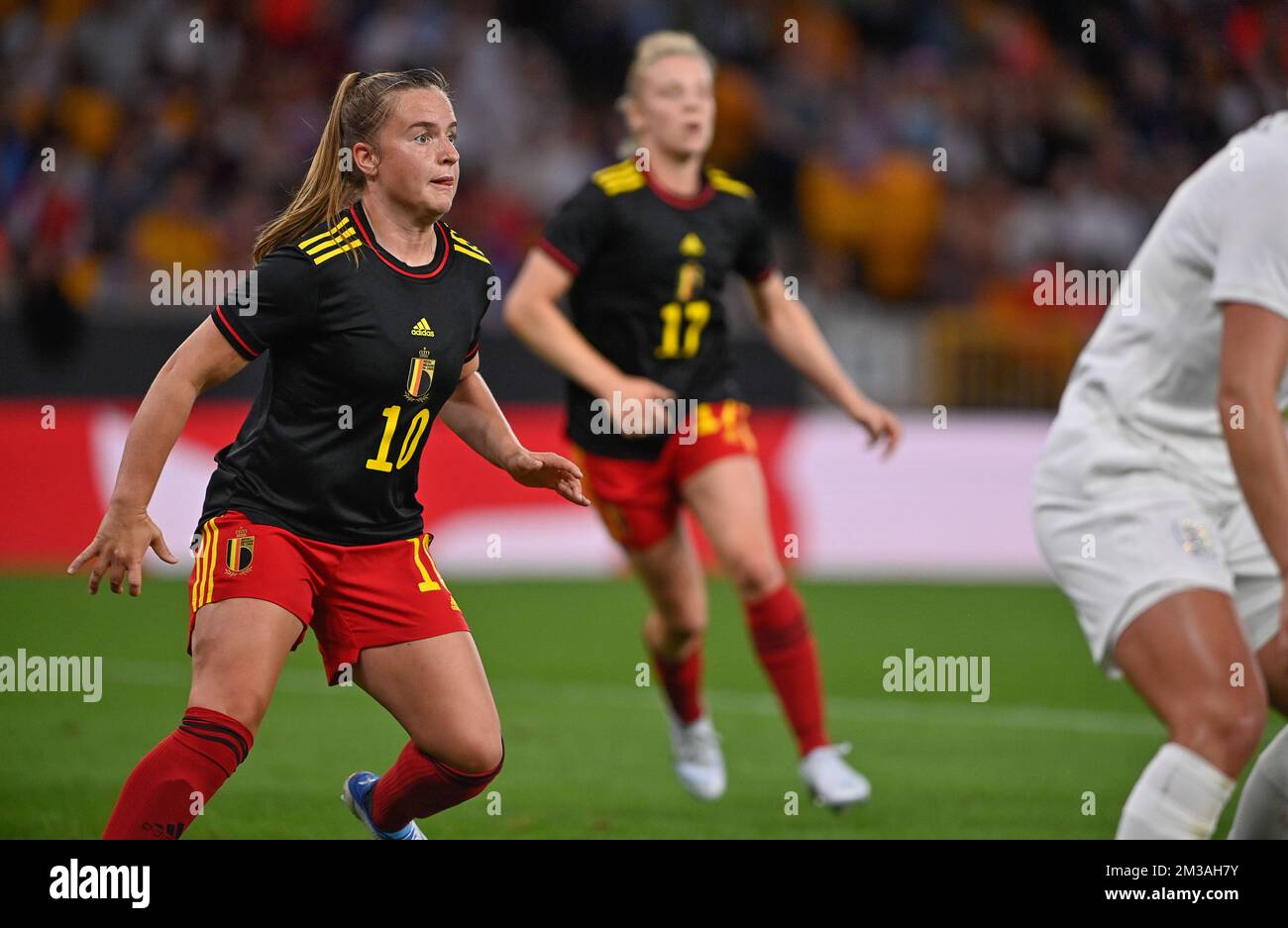 Die belgische Davinia Vanmechelen wurde am Donnerstag, dem 16. Juni 2022, während des Freundschaftsspiels zwischen der belgischen Nationalmannschaft der Frauen, den Red Flames, und der englischen Nationalmannschaft der Frauen, Lionesses, in Wolverhampton, Großbritannien, in Aktion gezeigt. BELGA FOTO DAVID CATRY Stockfoto