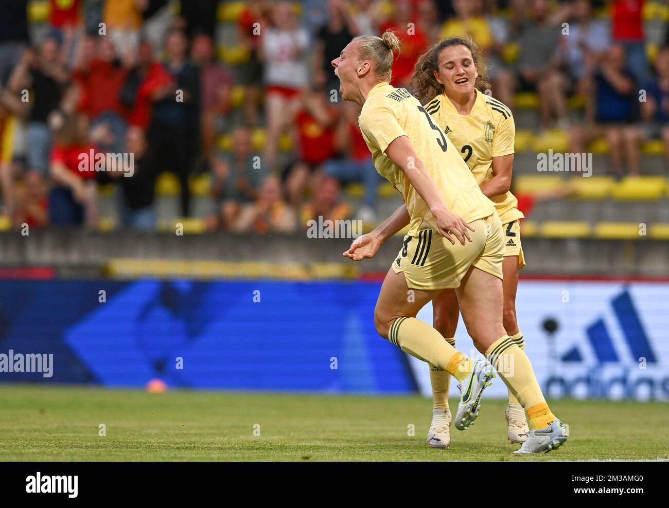 Die belgische Fußballnationalmannschaft Ella Van Kerkhoven feiert am Donnerstag, den 23. Juni