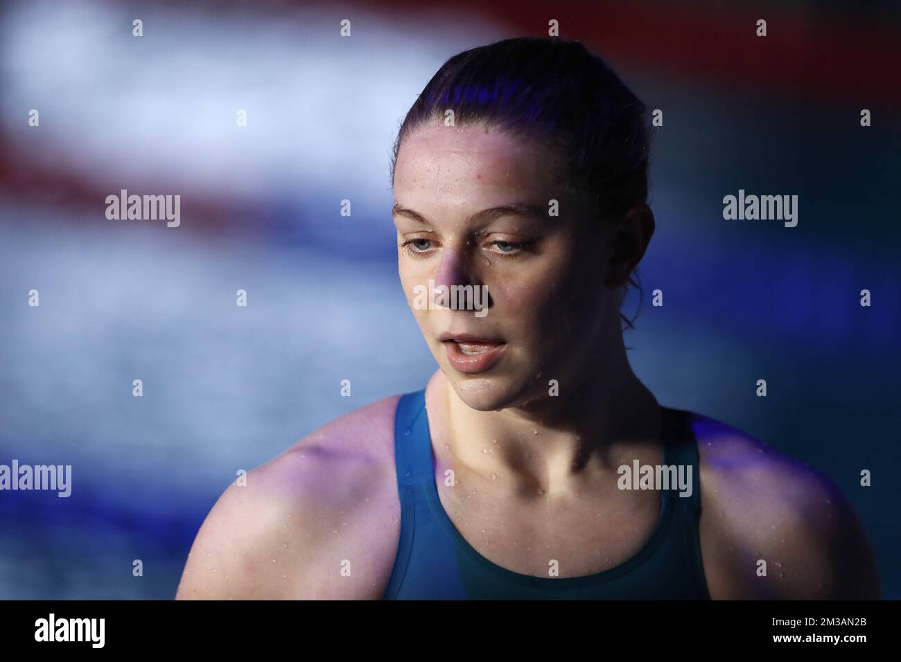 Der Belgier Fleur Vermeiren im Bild nach dem Breastroke Women Semifinale 50m bei den Schwimmweltmeisterschaften in Budapest, Ungarn, Freitag, 24. Juni 2022. Die FINA World Championships 19. finden vom 18. Juni bis 03. Juli 2022 statt. BELGA FOTO NIKOLA KRSTIC Stockfoto