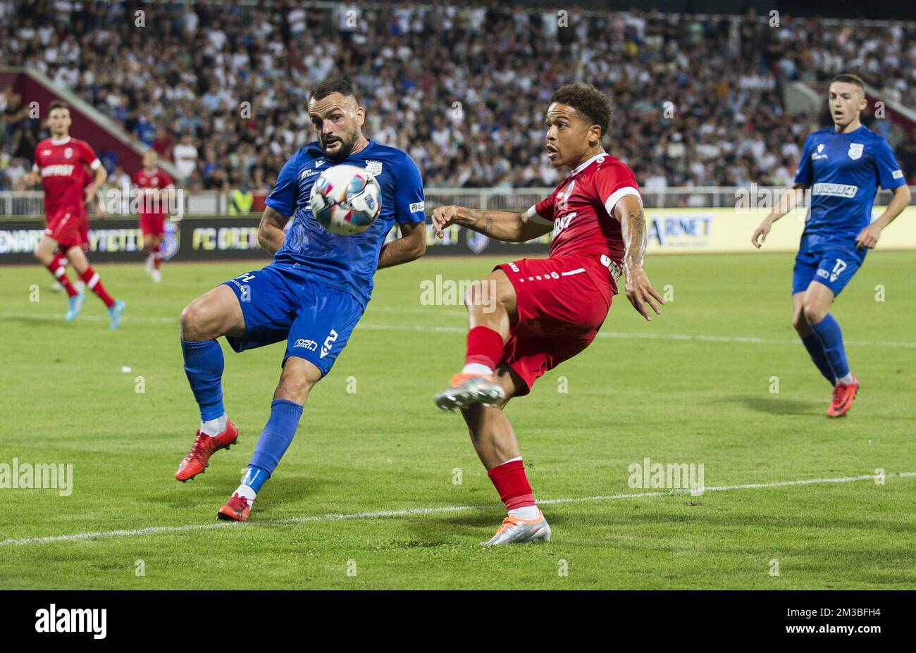 Der Antwerpener Benson Manuel wurde während eines Spiels zwischen dem belgischen Royal Antwerp FC und dem Kosovar Klubi Futbollistik Drita am Donnerstag, dem 28. Juli 2022 in Gjilan in Aktion gezeigt. Antwerpen spielt die Rückrunde der zweiten Qualifikationsrunde für die UEFA Europa Conference League nach einem Unentschieden von 0-0 auf der ersten Etappe. BELGA FOTO NIKOLA KRSTIC Stockfoto