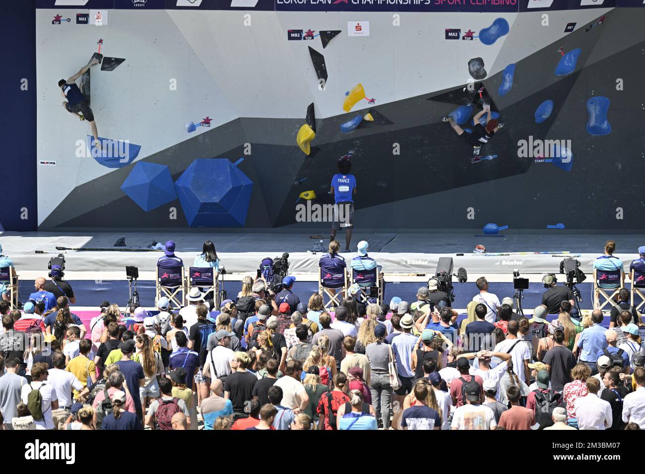 Die Voraussetzungen für die Qualifikation für das Herrensport-Kletterfeldspiel werden bei der Europameisterschaft München 2022 am Donnerstag, dem 11. August 2022 in München, geschaffen. Die zweite Ausgabe der Europameisterschaft findet vom 11. Bis 22. August statt und umfasst neun Sportarten. BELGA FOTO ERIC LALMAND Stockfoto