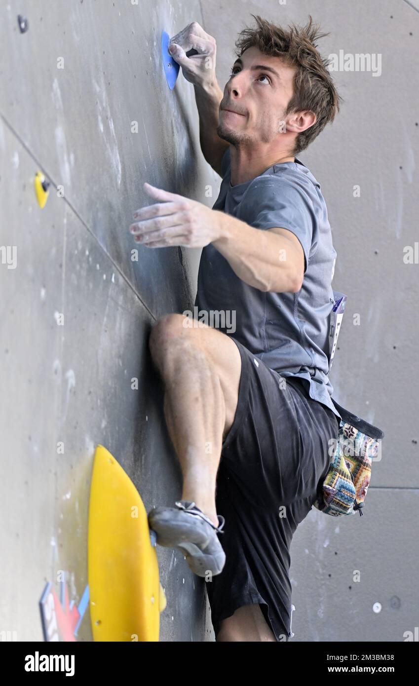 Der belgische Simon Lorenzi wurde bei den Qualifizierungen für die Herrensport-Kletterfeldveranstaltung, bei der Europameisterschaft München 2022, am Donnerstag, den 11. August 2022 in München, abgebildet. Die zweite Ausgabe der Europameisterschaft findet vom 11. Bis 22. August statt und umfasst neun Sportarten. BELGA FOTO ERIC LALMAND Stockfoto