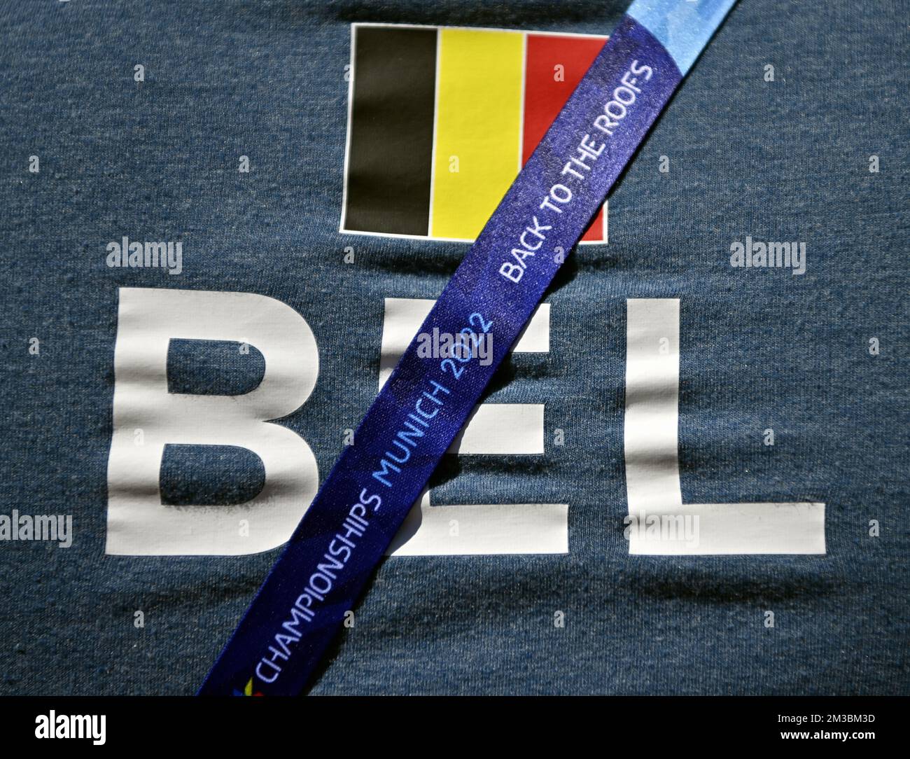 Eine belgische Flagge, die bei den Qualifizierungen für das Herrensport-Kletterfeldspiel, bei der Europameisterschaft München 2022, am Donnerstag, den 11. August 2022 in München, abgebildet ist. Die zweite Ausgabe der Europameisterschaft findet vom 11. Bis 22. August statt und umfasst neun Sportarten. BELGA FOTO ERIC LALMAND Stockfoto