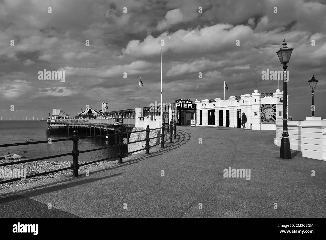 Herne Bay Pier BW Stockfoto