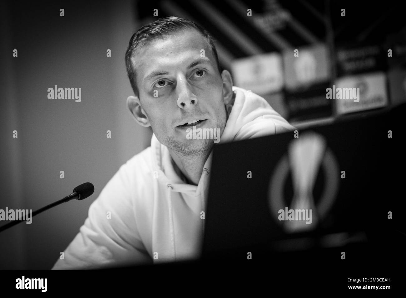 Gustaf Nilsson von der Union wurde auf einer Pressekonferenz der belgischen Fußballmannschaft Royale Union Saint-Gilloise am Mittwoch, den 14. September 2022 in Leuven vorgestellt, um das morgige Spiel gegen den schwedischen FC Malmo am 2. Tag der Gruppenbühne der UEFA Europa League vorzubereiten. BELGA FOTO DAVID PINTENS Stockfoto