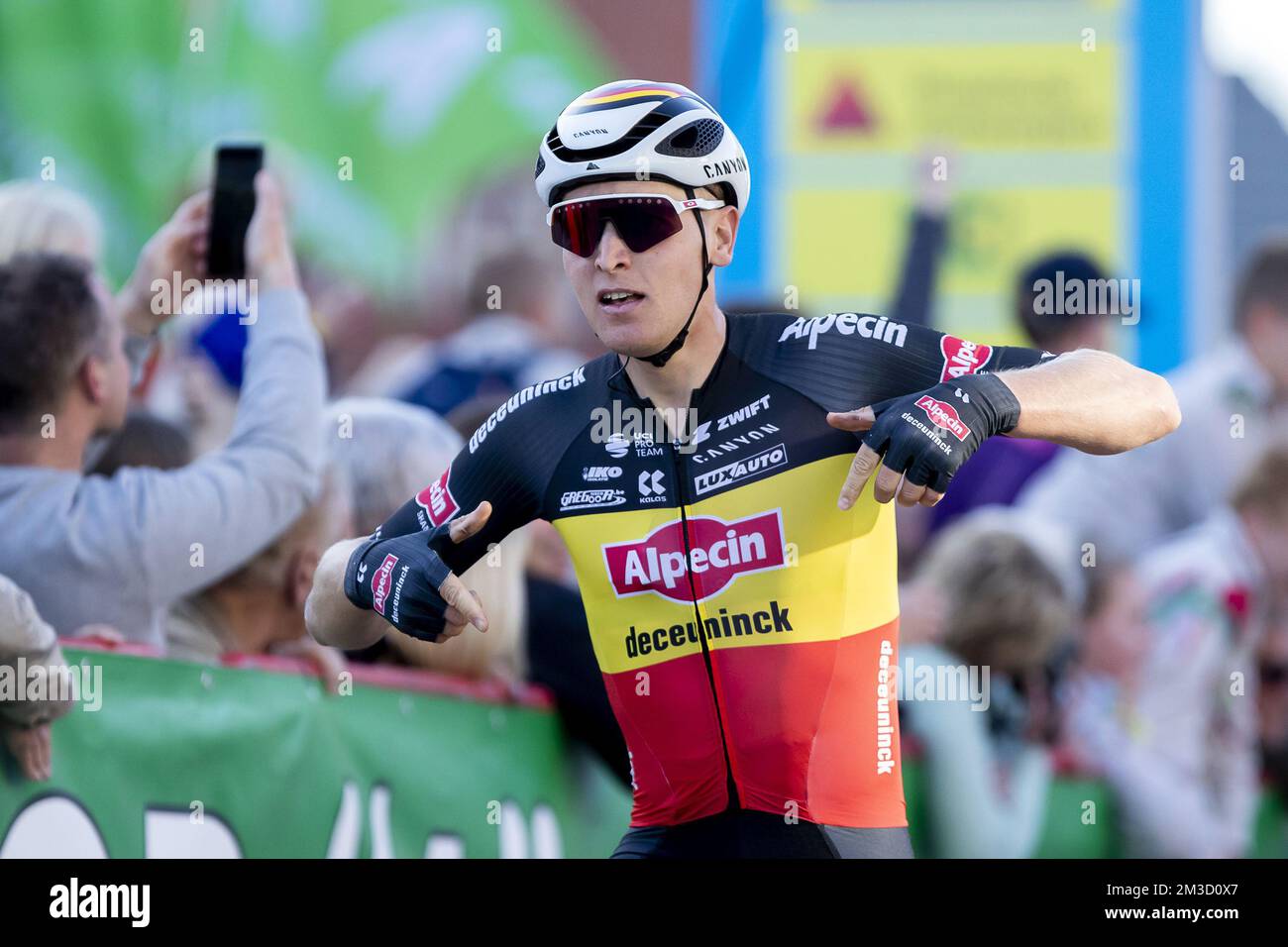 Tim Merlier gewinnt am Sonntag, dem 09. Oktober 2022, das Memorial Rik Van Steenbergen in Arendonk. BELGA FOTO KRISTOF VAN ACCOM Stockfoto