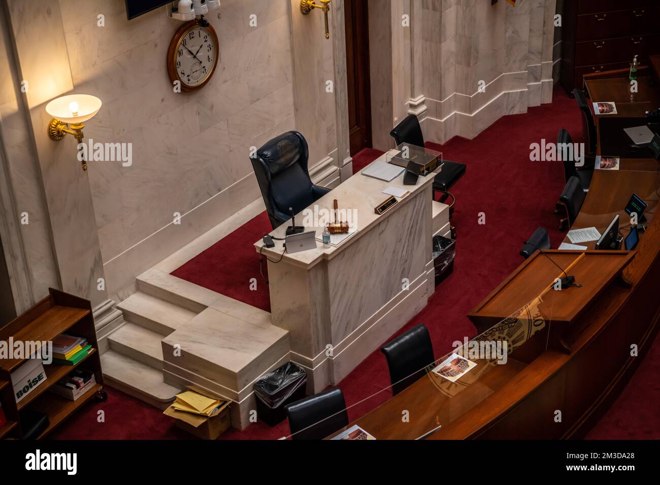 Little Rock, AR, USA - 9. September 2022: Die große Versammlungshalle der Senatskammer im Arkansas State Capitol Stockfoto