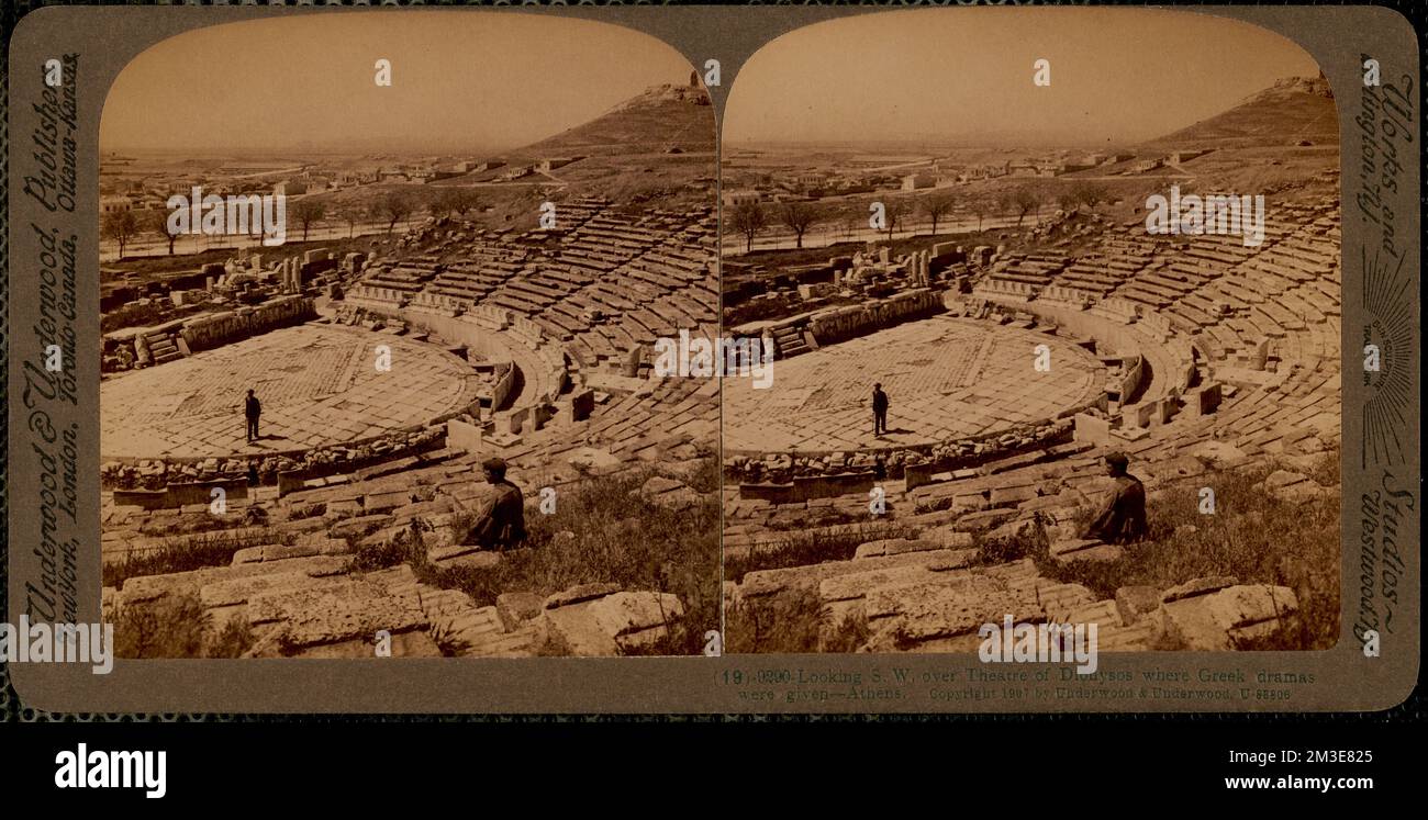 Nach Südwesten über dem Dionysos-Theater, wo griechische Dramen stattfanden - Athen, archäologische Stätten, Amphitheater. Nicholas Catsimpoolas Kollektion Stockfoto