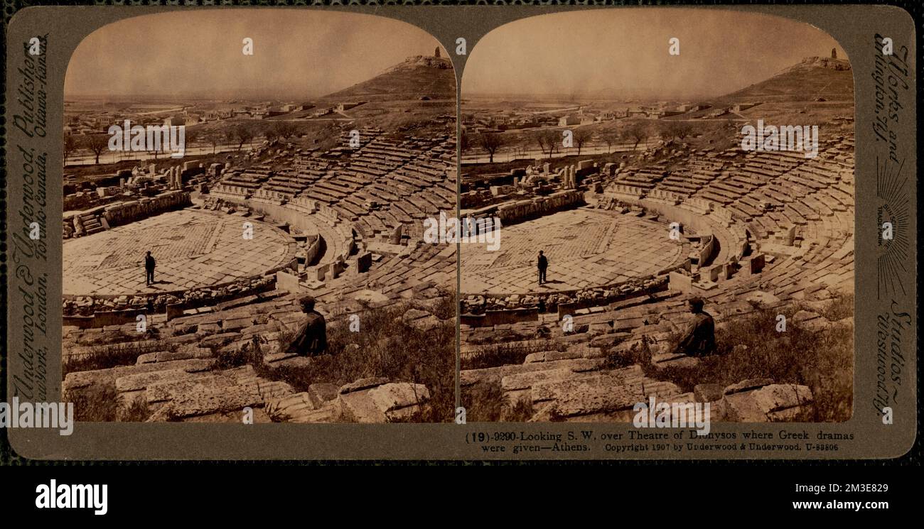 Nach Südwesten über dem Dionysos-Theater, wo griechische Dramen stattfanden - Athen, archäologische Stätten, Amphitheater. Nicholas Catsimpoolas Kollektion Stockfoto