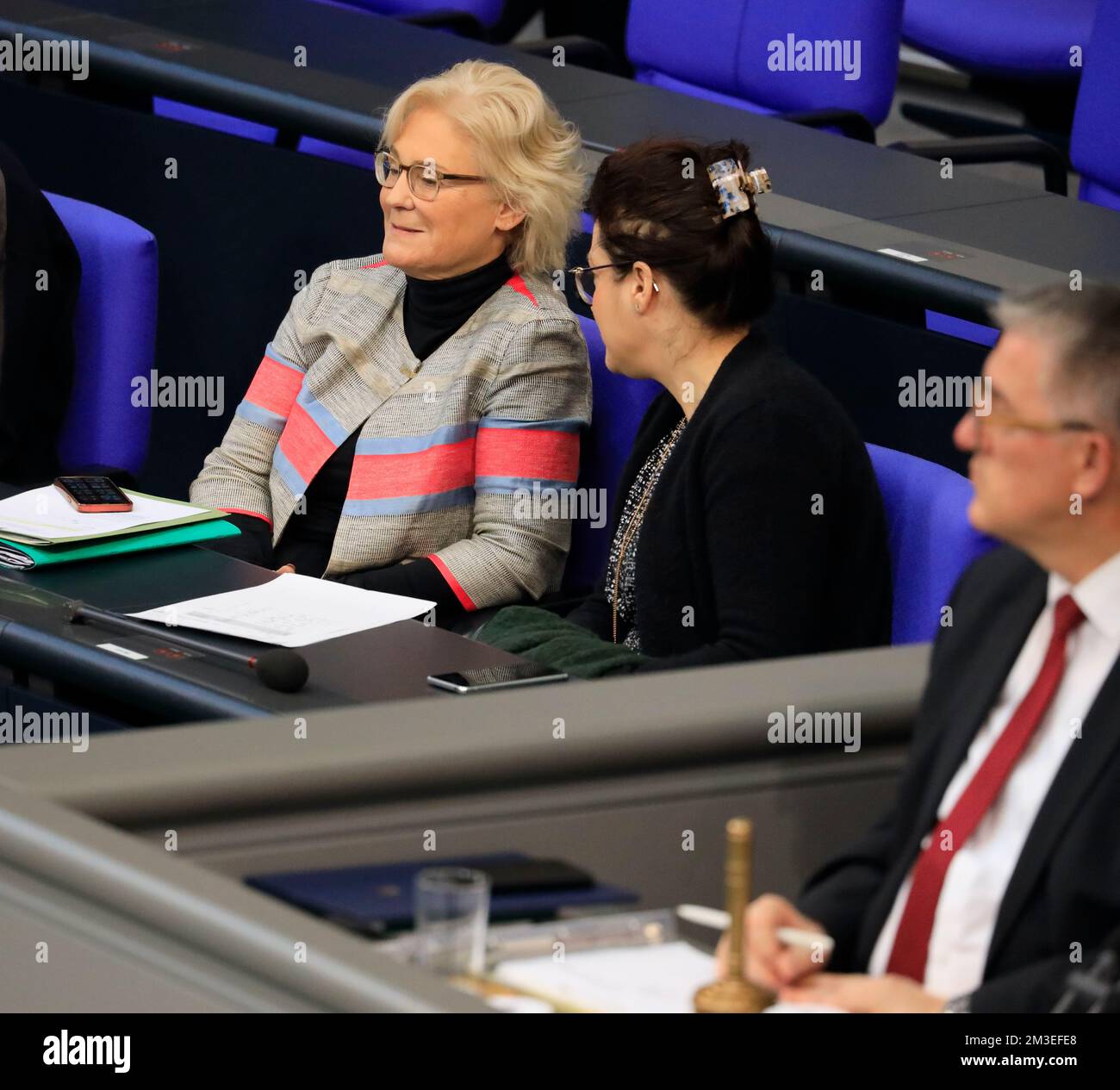 Berlin, Deutschland, 14. Dezember 2022. Bundesministerin für Verteidigung, Christine Lambrecht, auf der 75.. Plenartagung. Stockfoto