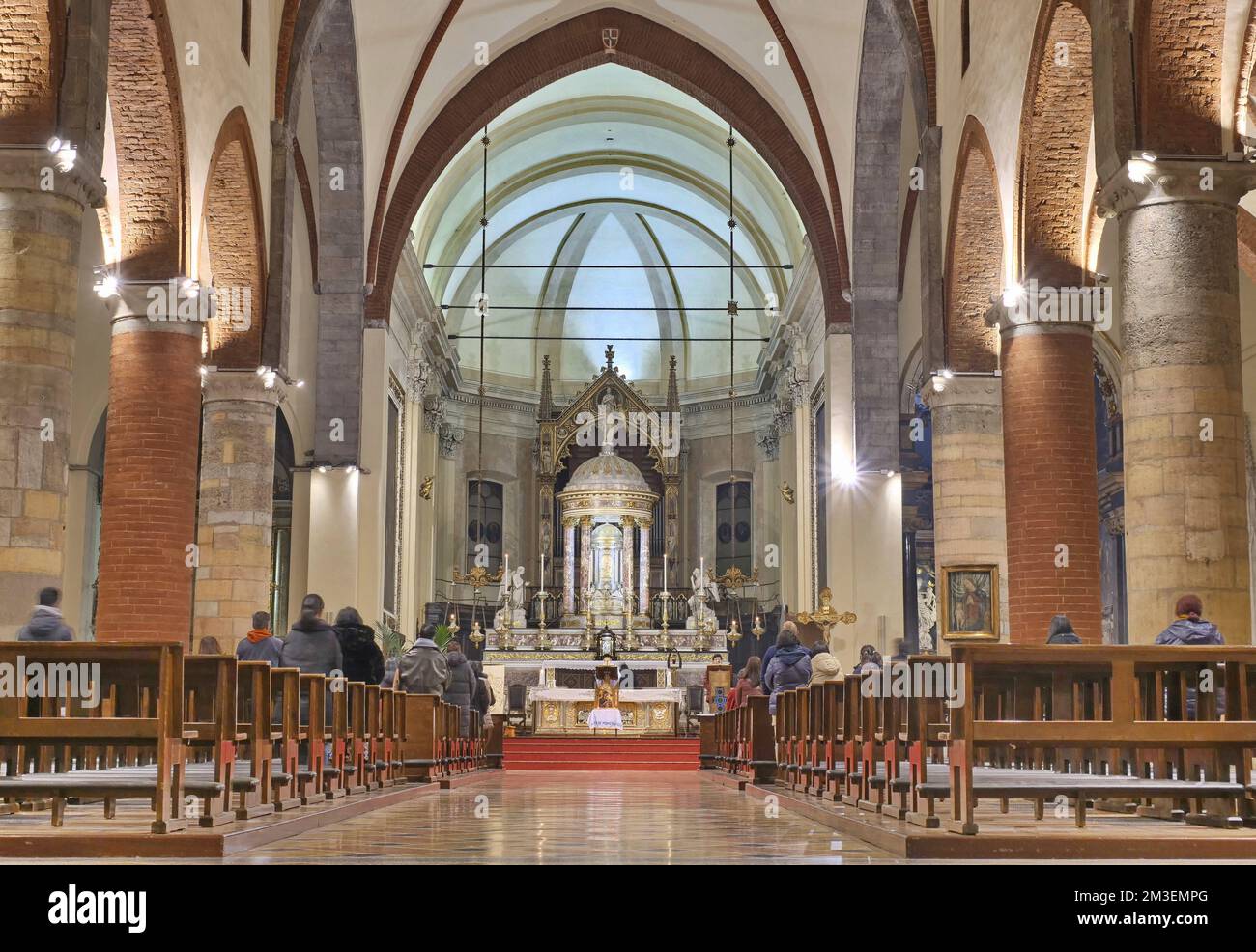 Mailand, Italien: 8. Dezember 2022: Carminkirche im Mailänder Stadtteil Brera, Lombardei, Italien. Stockfoto