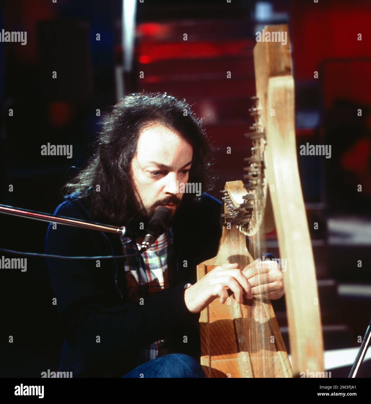 Liedercircus, Sendreihe, Deutschland 1976 - 1988, Sendung vom 7. Juli 1978, Mitwirkende: Harfenist Alain Stivell Stockfoto