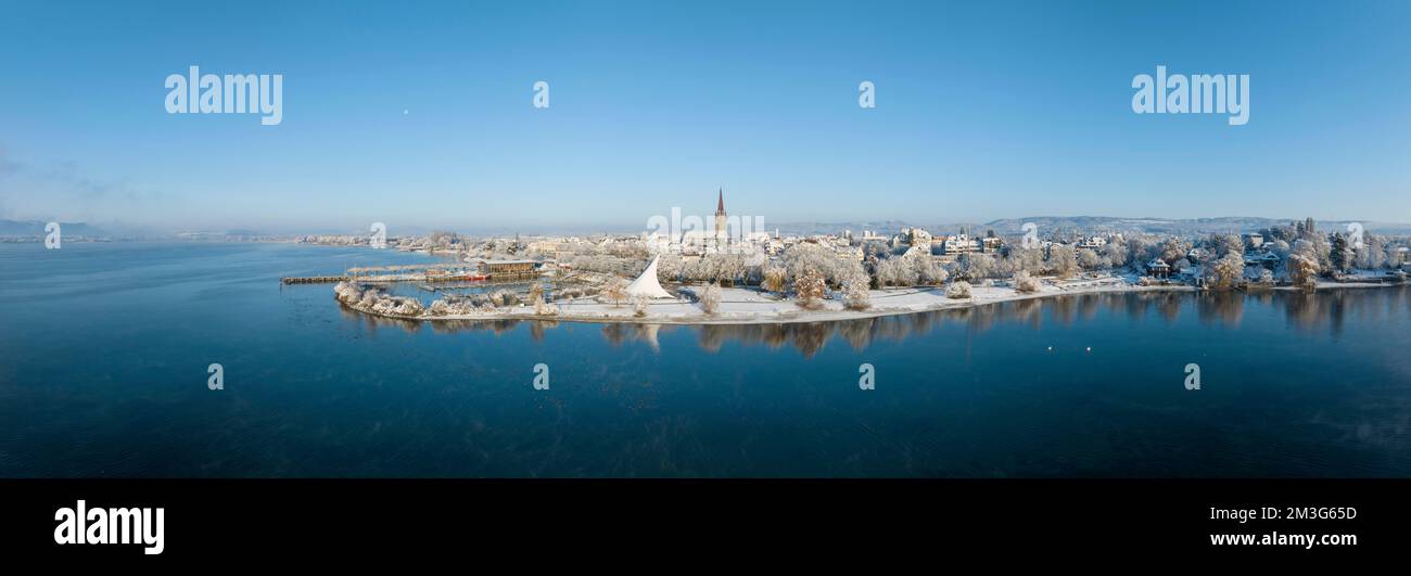 Luftaufnahme der Stadt Radolfzell am Bodensee im Winter, Bezirk Constance, Baden-Württemberg, Deutschland Stockfoto