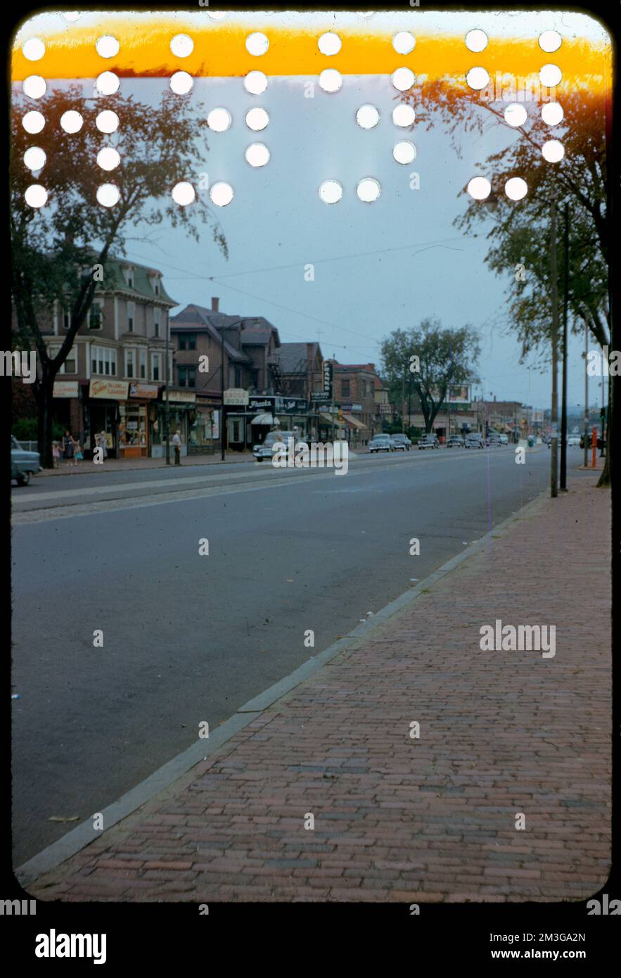 Massachusetts Avenue, Städte und Städte, Straßen. Edmund L. Mitchell Kollektion Stockfoto