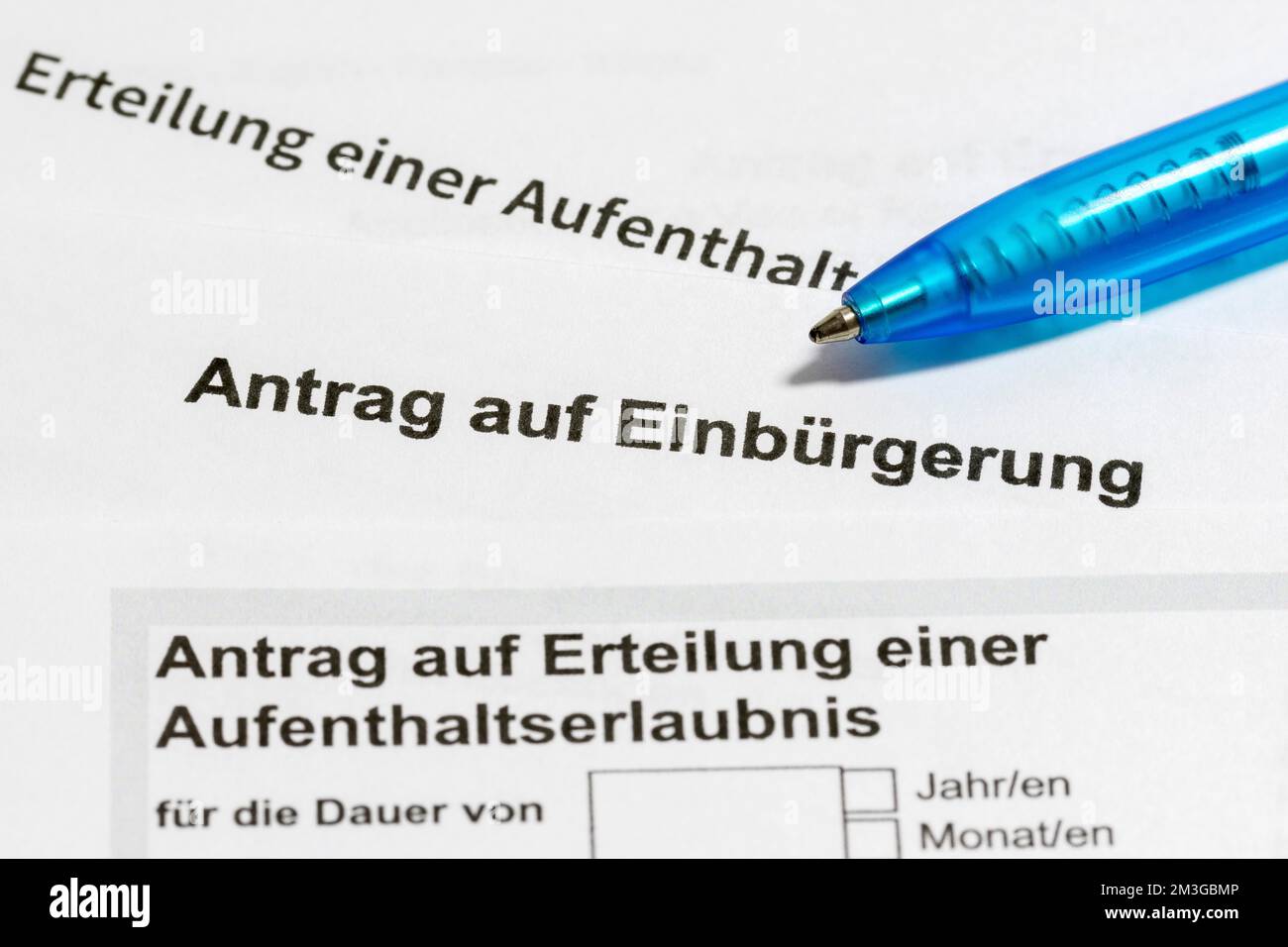 Antrag auf Einbürgerung, Aufenthaltstitel, Formular, Biros