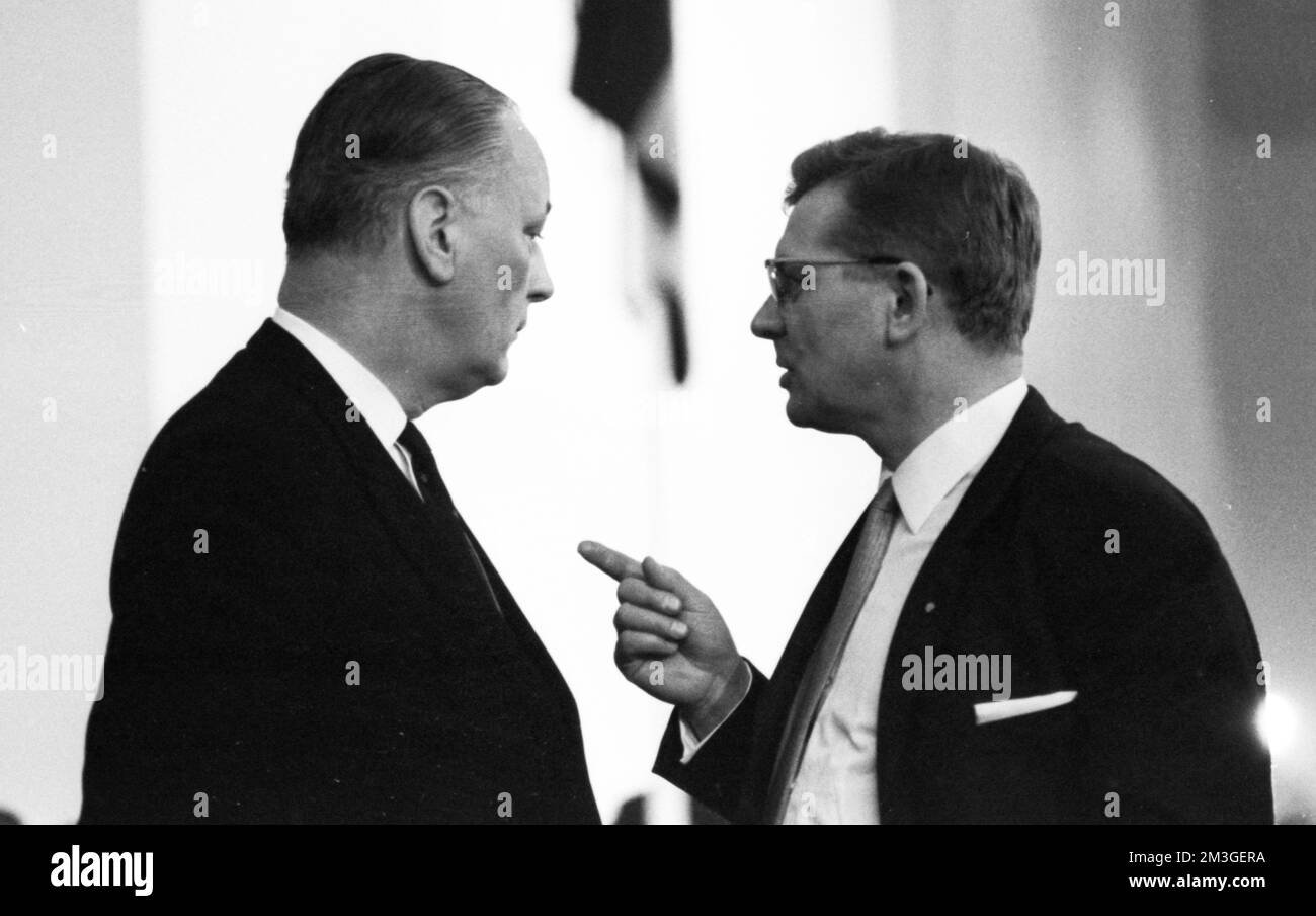 Die Bundesversammlung wählte den neuen Bundespräsidenten Gustav Heinemann (SPD) in der dritten Wahlrunde am 5. März 1969 in Berlin, der CDU Stockfoto