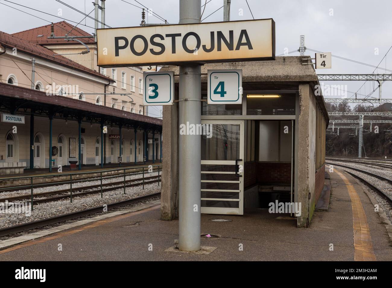 Bahnhof in Postojna, Slowenien Stockfoto