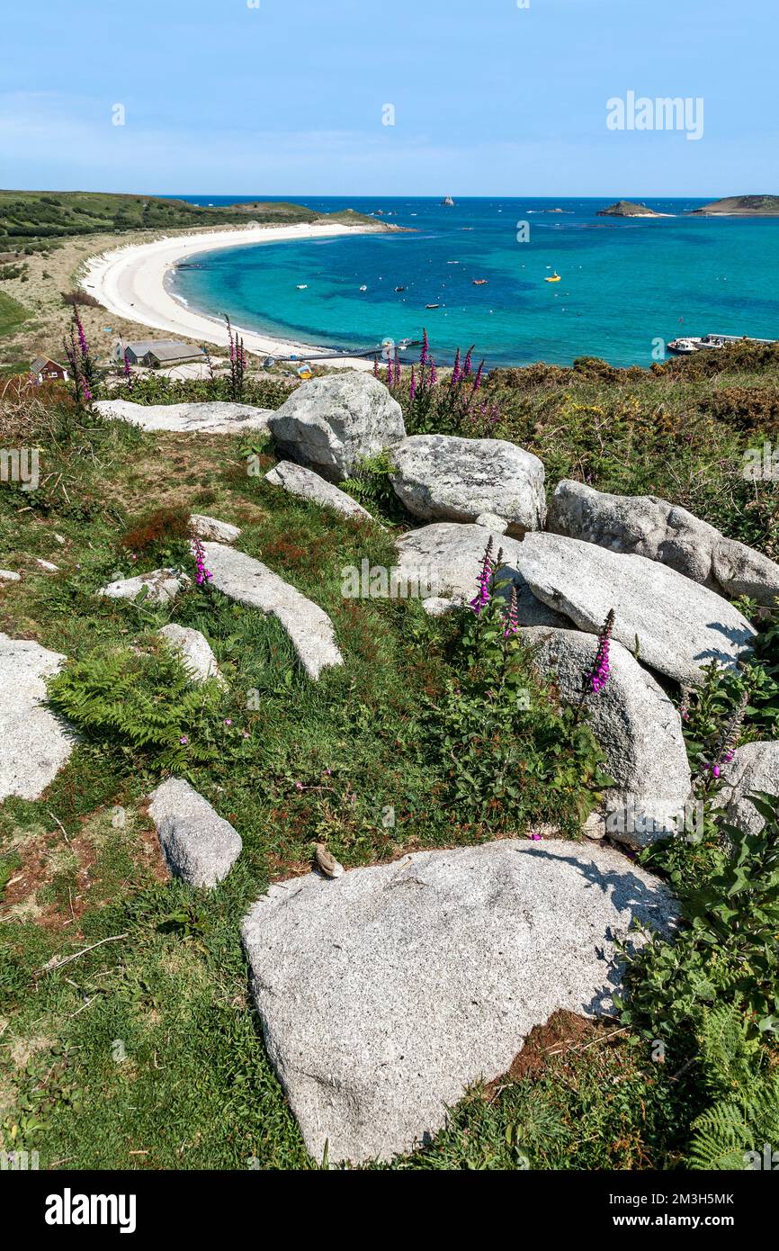 St. Martin's; Scilly-Inseln; Cruther's Hill; Grabreste am Eingang; UK Stockfoto