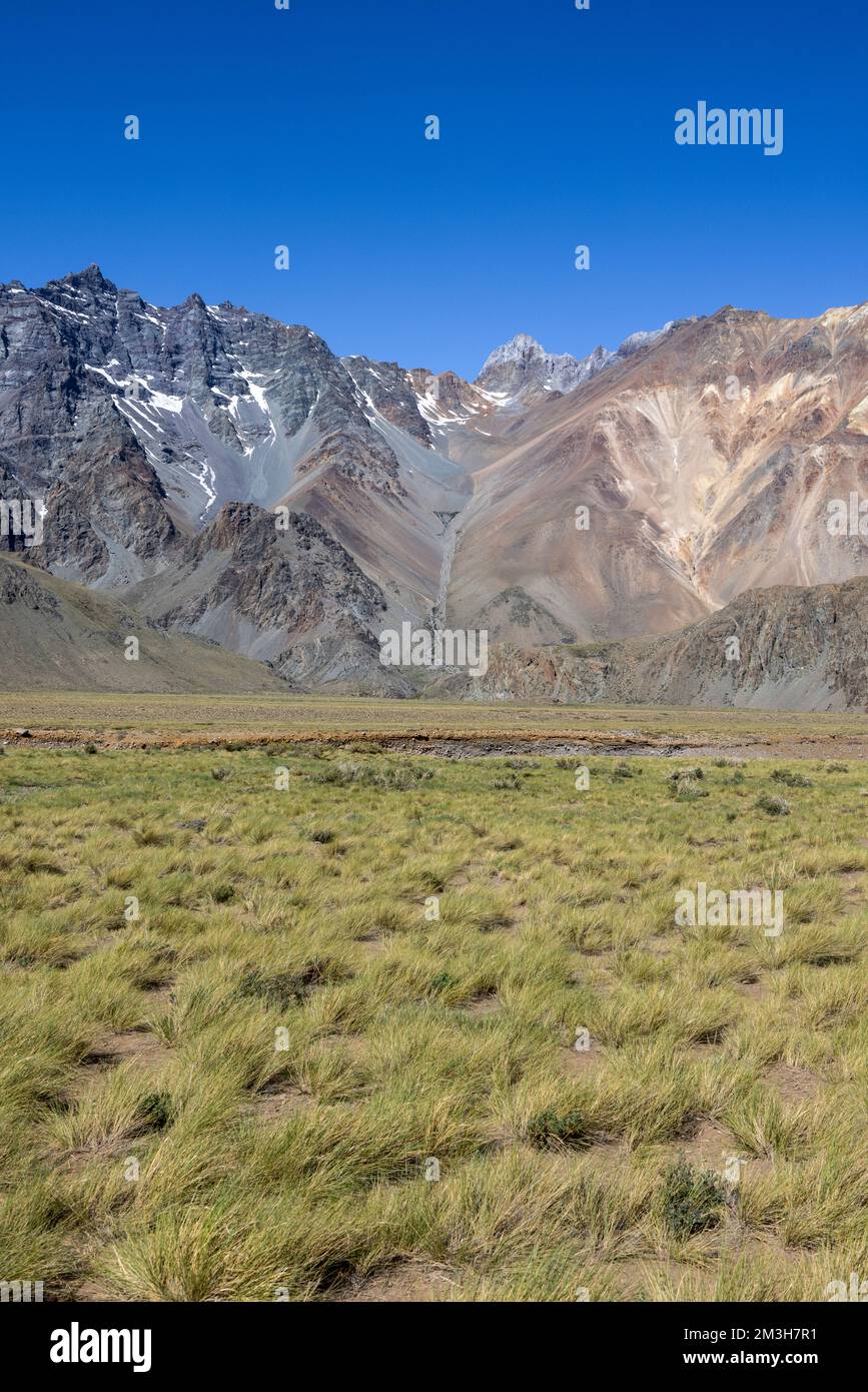 Landschaft am Paso Vergara - Überquerung der Grenze von Chile nach Argentinien auf einer Reise nach Südamerika Stockfoto