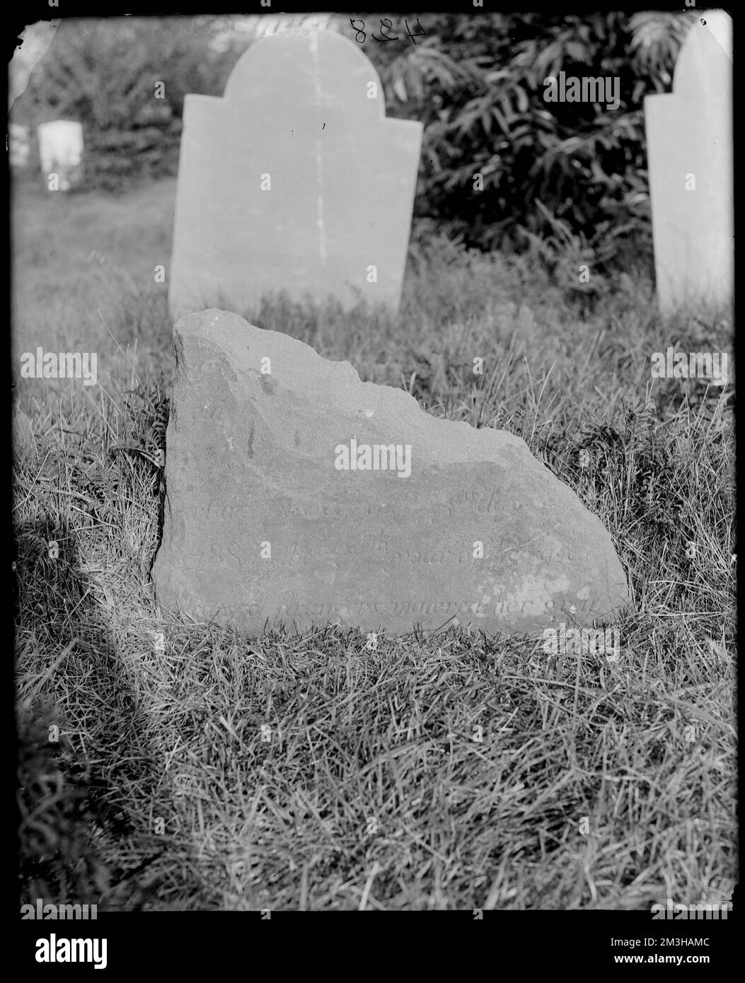 Denkmäler, Boston Street, Grabstätte, Grabstein, 1788, Eliza Wharton, Friedhöfe, Gräber und sepulchrale Denkmäler. Frank Cousins Glass Plate Negatives Collection Stockfoto