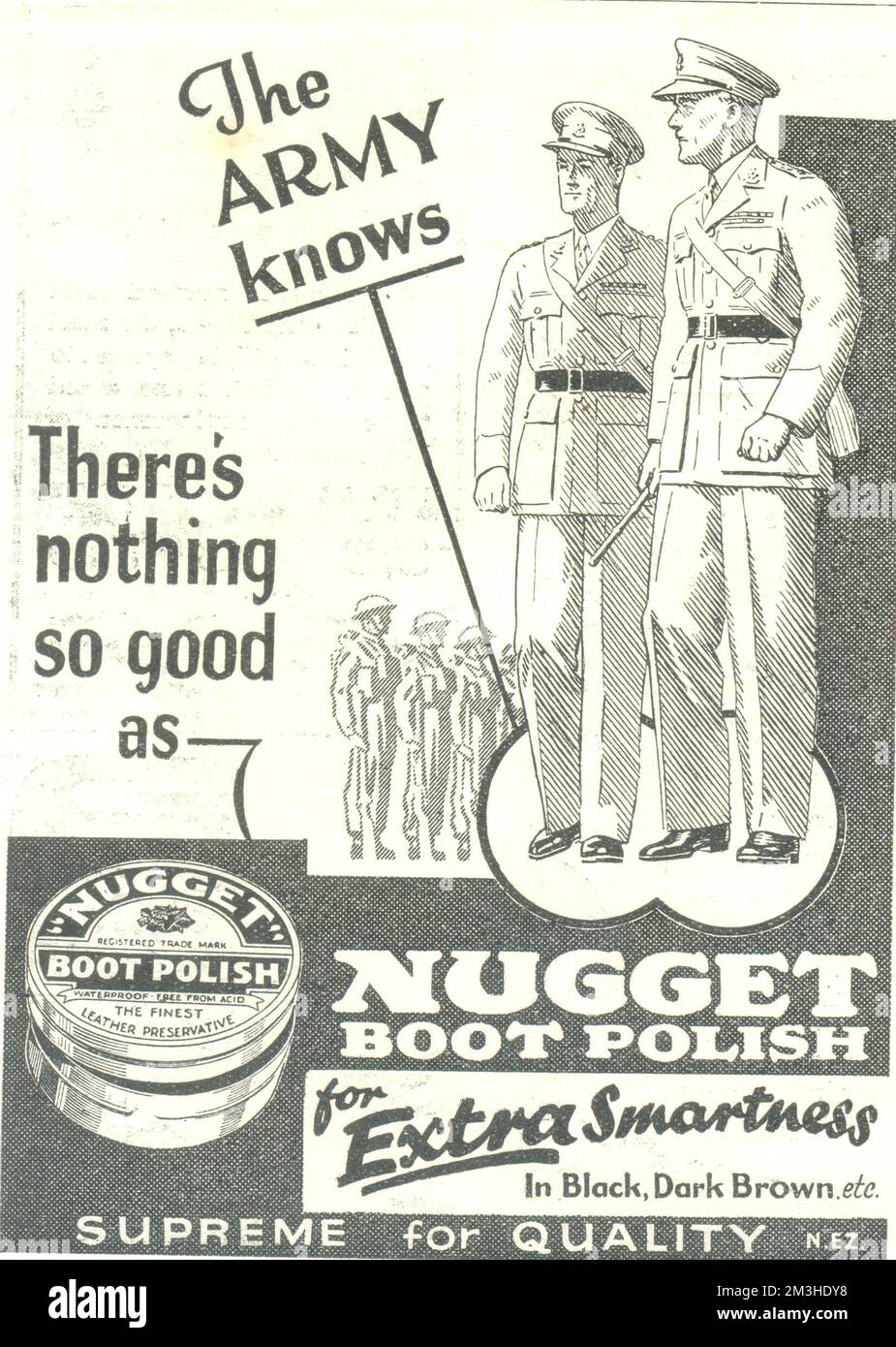 1/4-seitige Anzeige in Punch für den 23. April 1941, in der zwei Armeeoffiziere mit Nugget-Schuhcreme für Extra Intelligenz werben Stockfoto