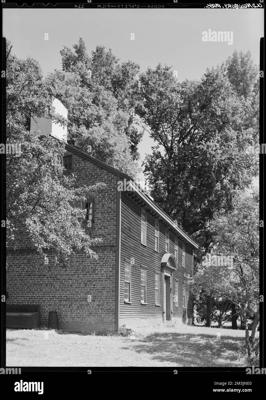 Old Newbury, Sommer, Architektur, Wohnungen. Samuel Chamberlain Fotosammlung Negatives Stockfoto