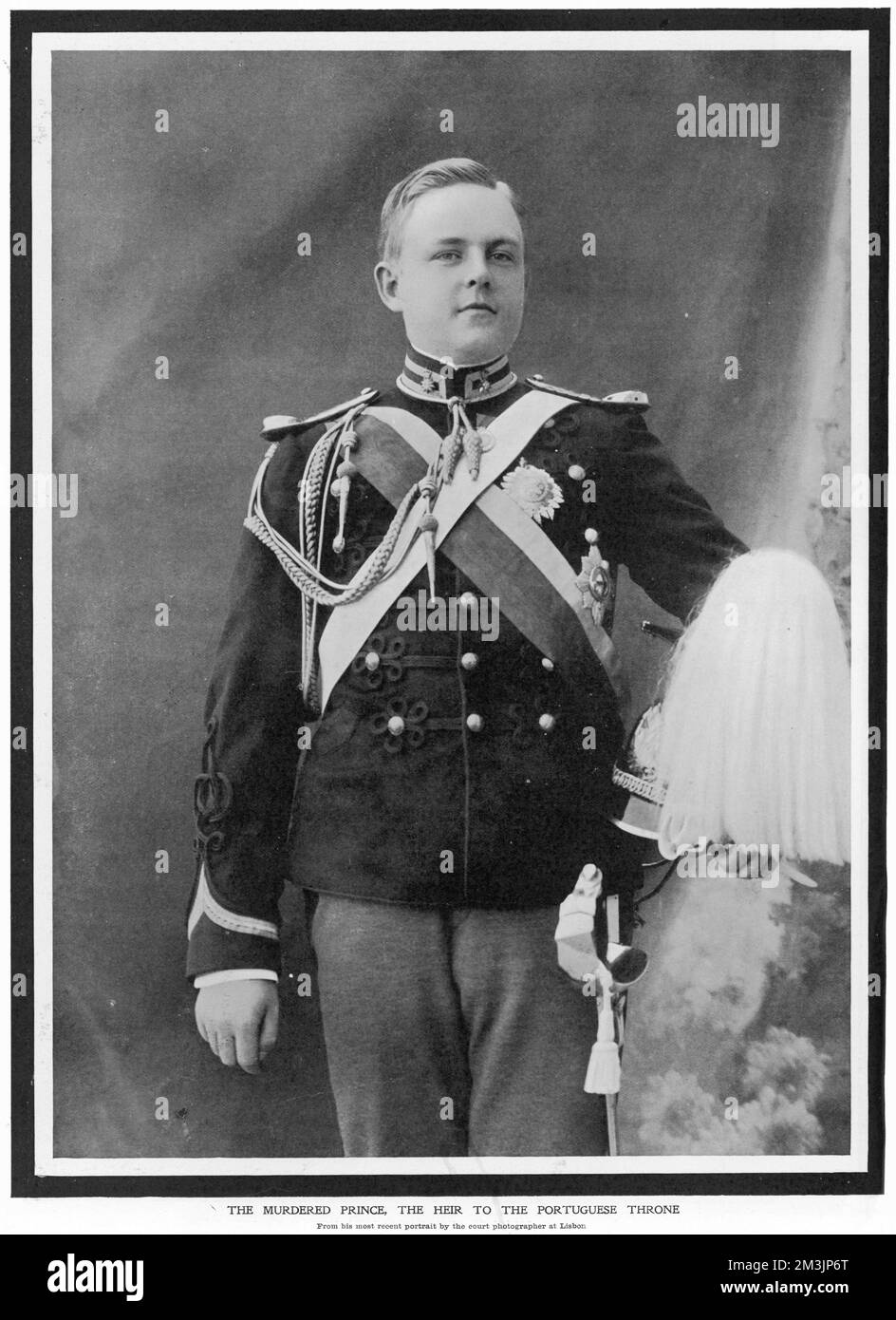 LUIS, KRONPRINZ (1887 - 1908), in Uniform fotografiert. Am 1. Februar 1908 wurde er zusammen mit seinem Vater, König Carlos I., von Republikanern ermordet. Stockfoto