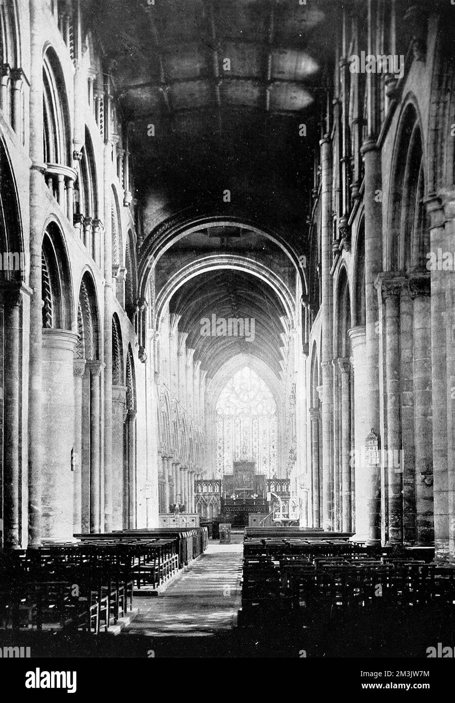 Die Nave of Selby Abbey; ein äußerst schönes Beispiel normannischer Architektur. 1906 Stockfoto
