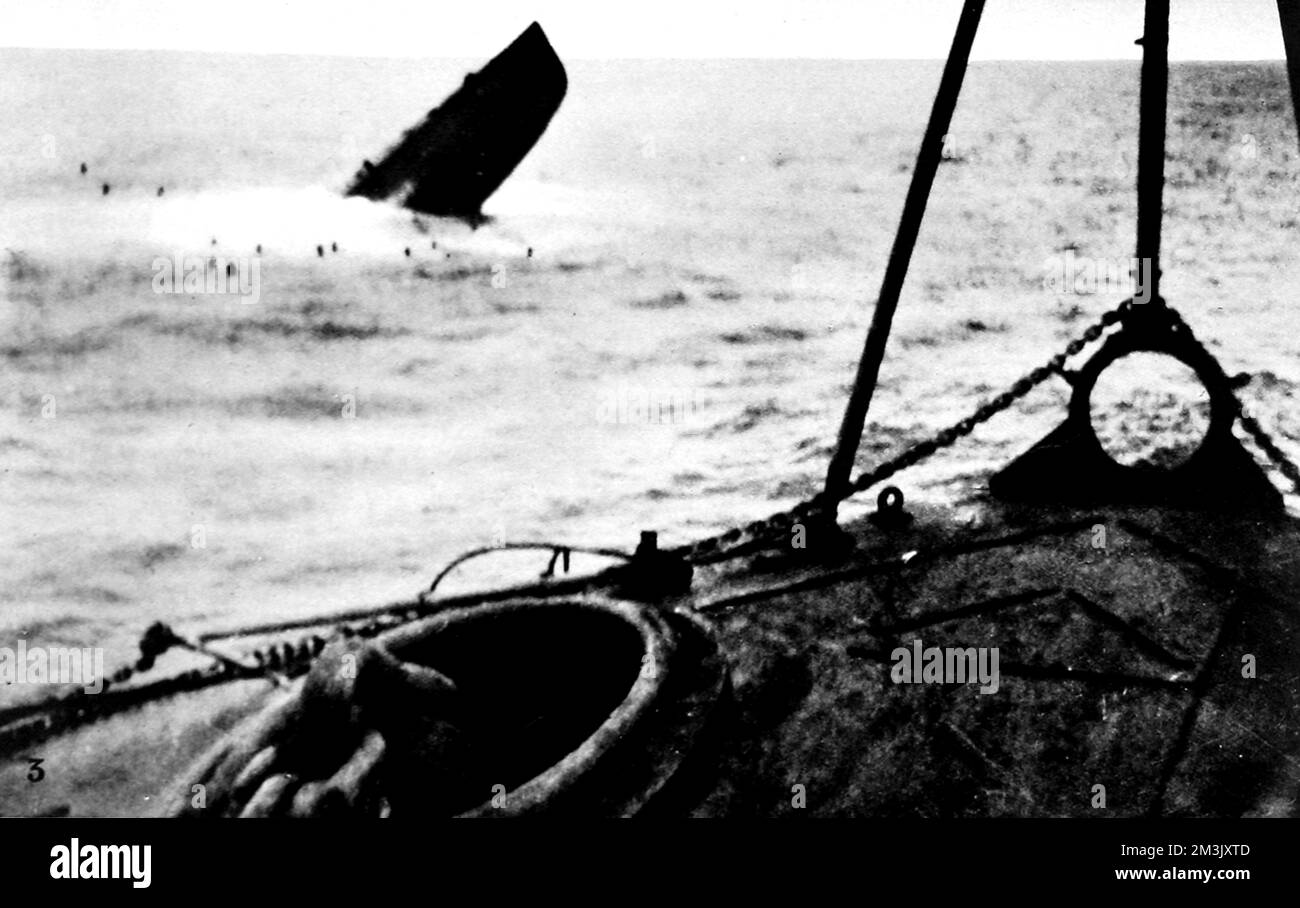 Republikanisches U-Boot 'B.6', das vor Corunna sinkt; spanische CIVI Stockfoto